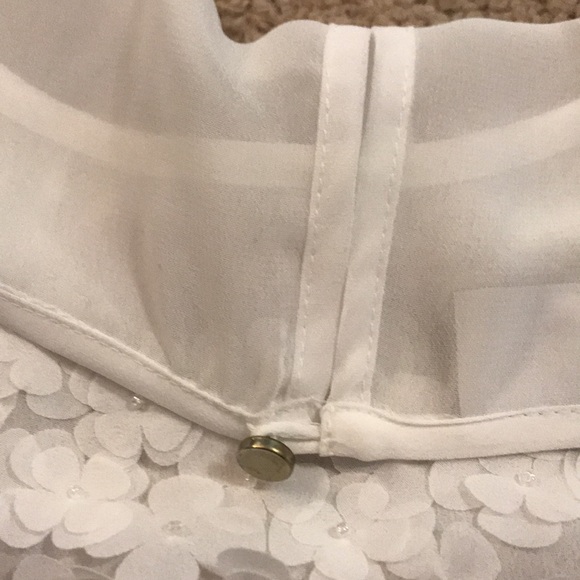 Liz Claiborne sheer white top size PXL - Picture 6 of 6